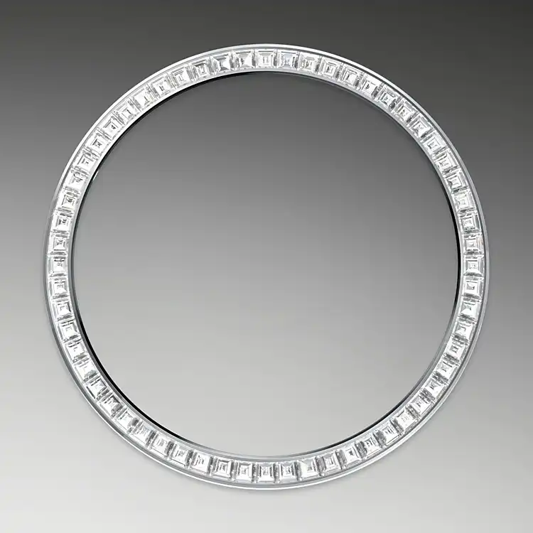 Diamond-Set Bezel