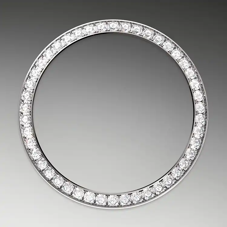 Diamond-Set Bezel