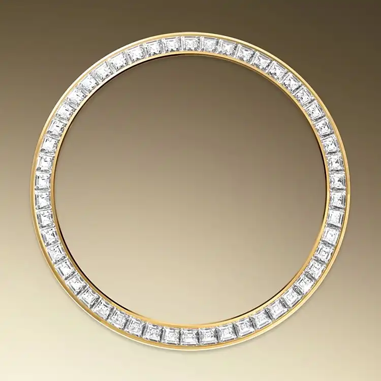 Diamond-Set Bezel