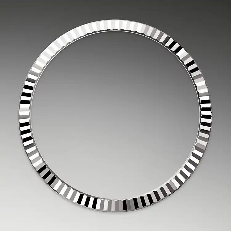 The Fluted Bezel