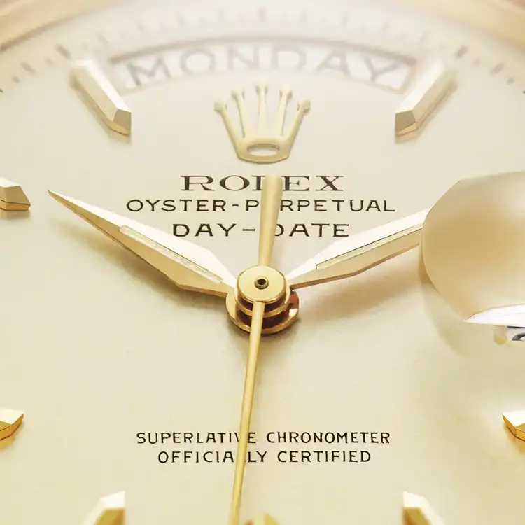 A SUPERLATIVE APPROACH TO WATCHMAKING