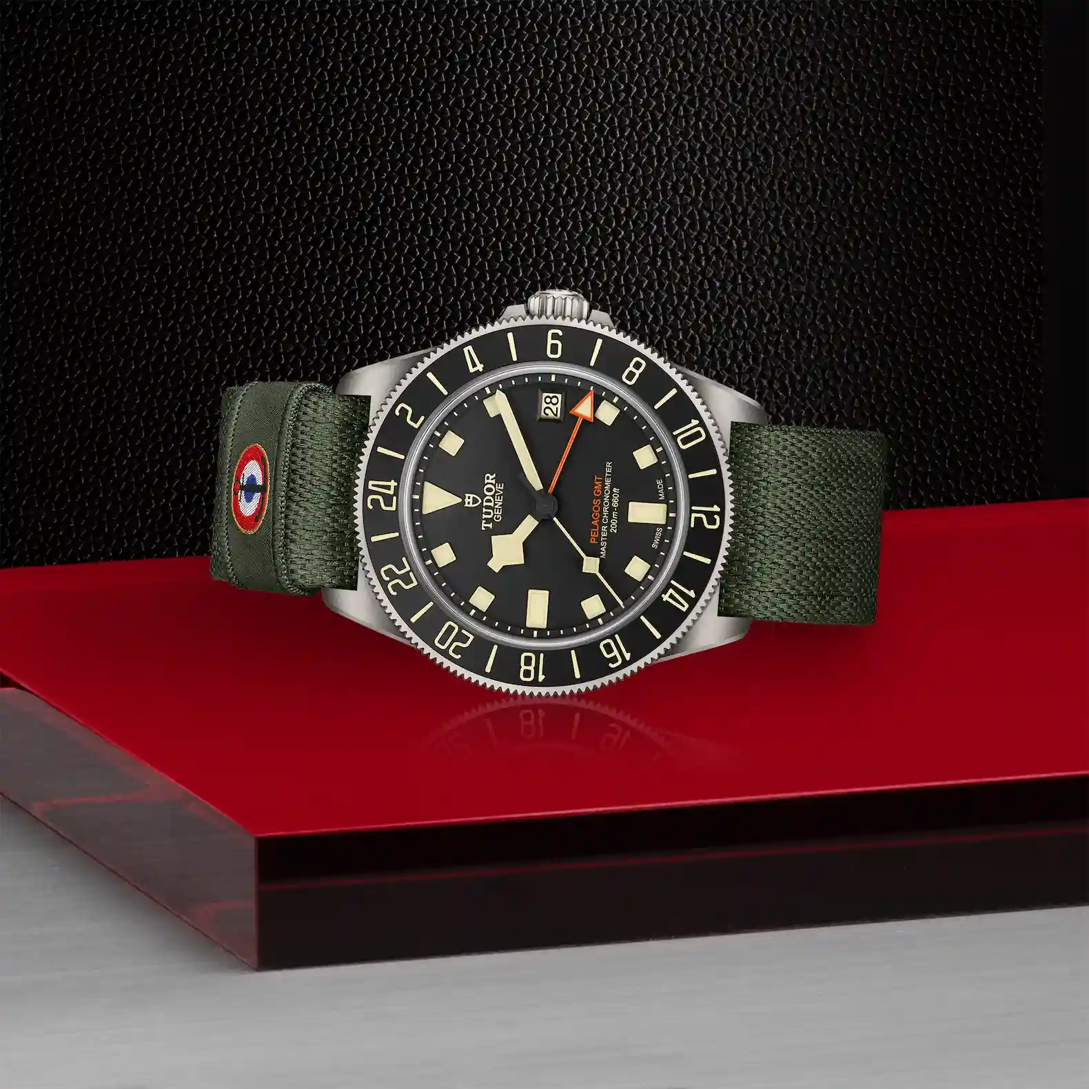 TUDOR M2542G247NU-0002
